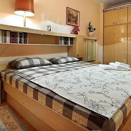 Kisileva 10 * Minsk
