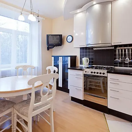 Kisileva 10 Apartment