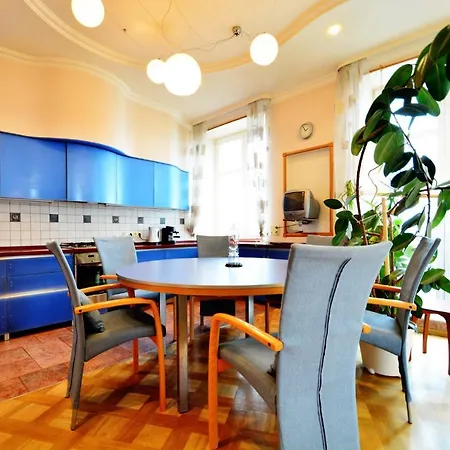 Kisileva 10 Daire Minsk